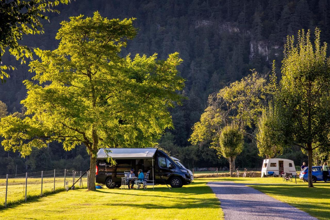 Lazy Rancho - Eiger - Moench - Jungfrau - Campsite Interlaken