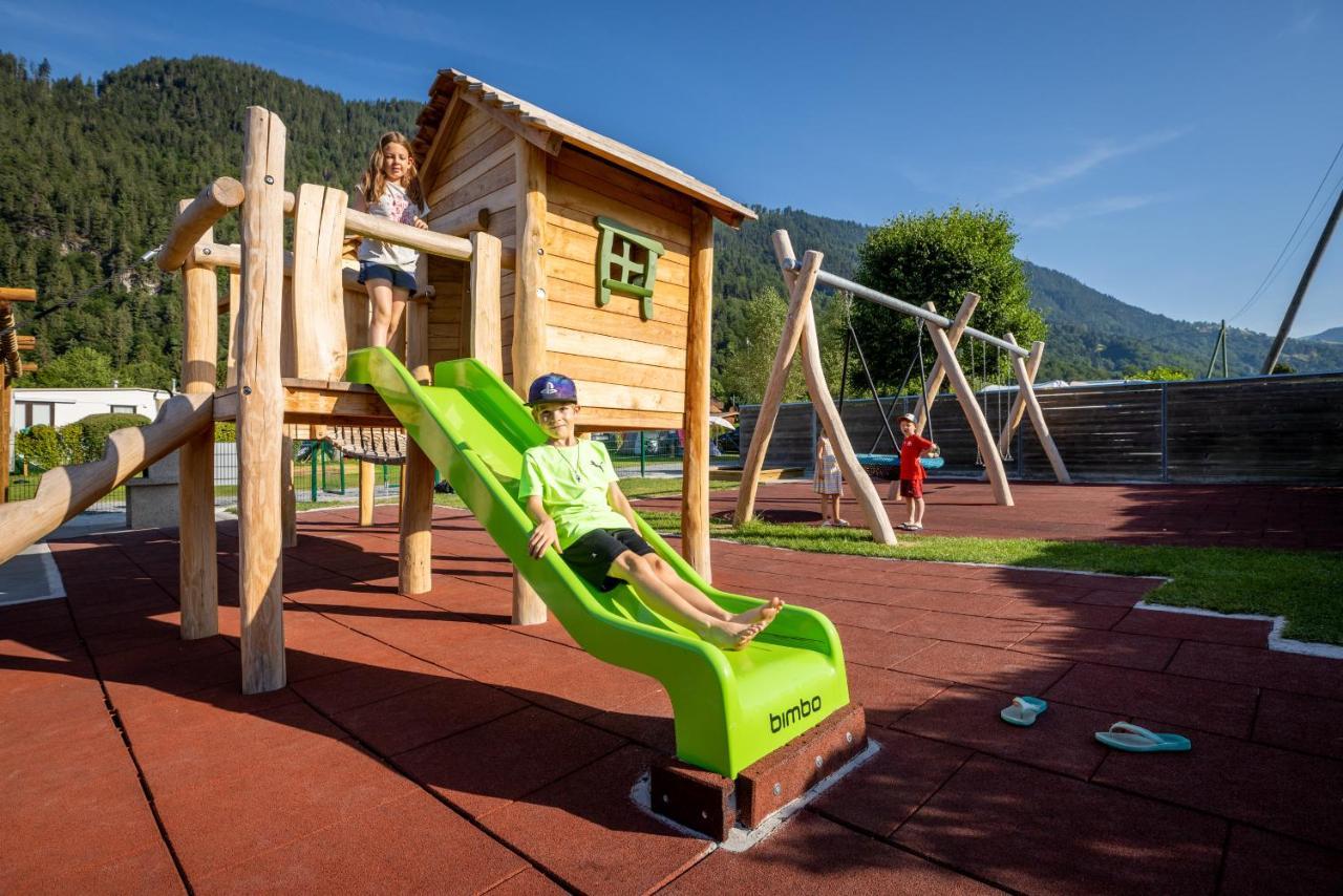 Lazy Rancho - Eiger - Moench - Jungfrau - Campsite