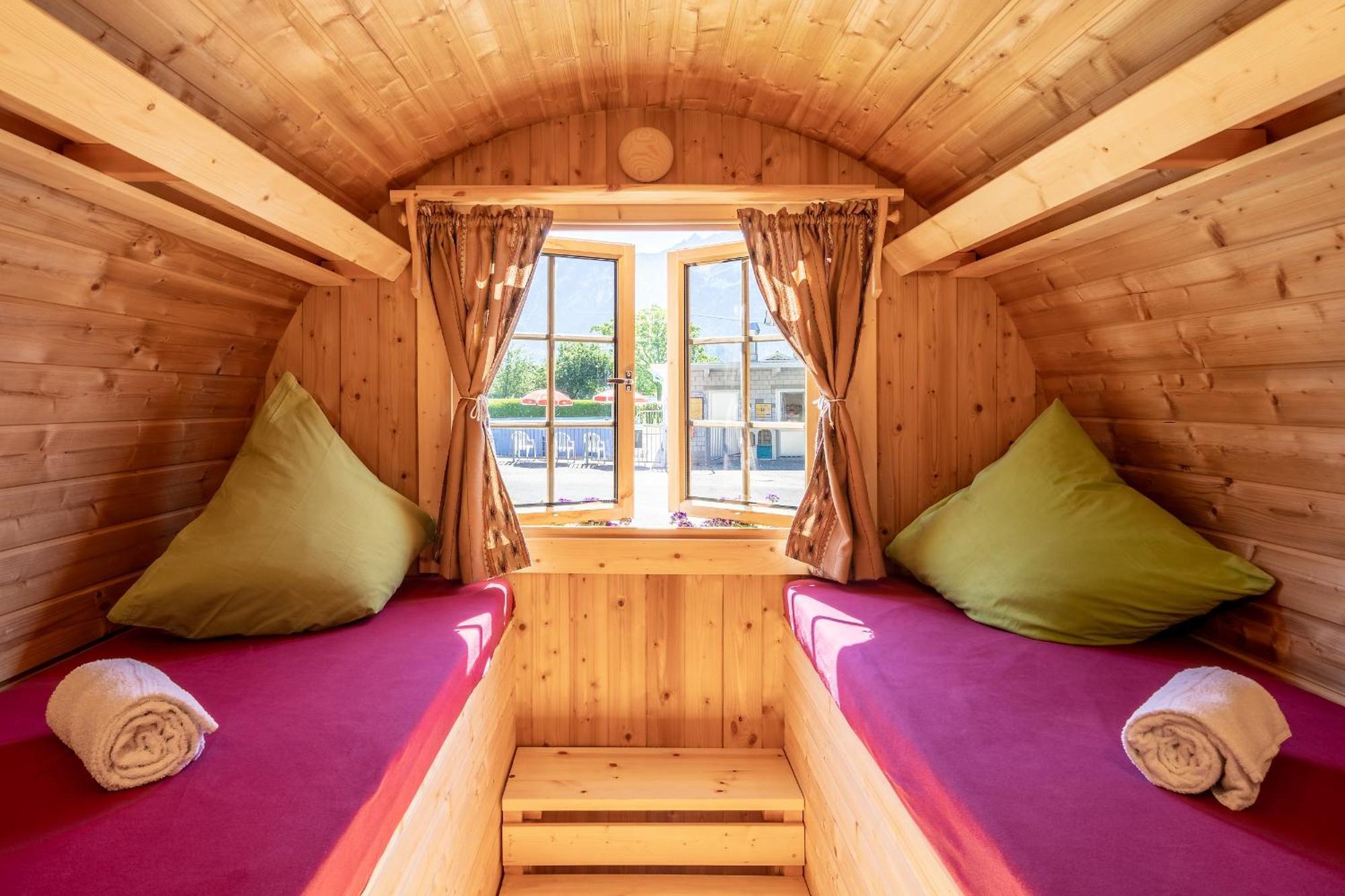 Lazy Rancho - Eiger - Moench - Jungfrau - Campsite Interlaken