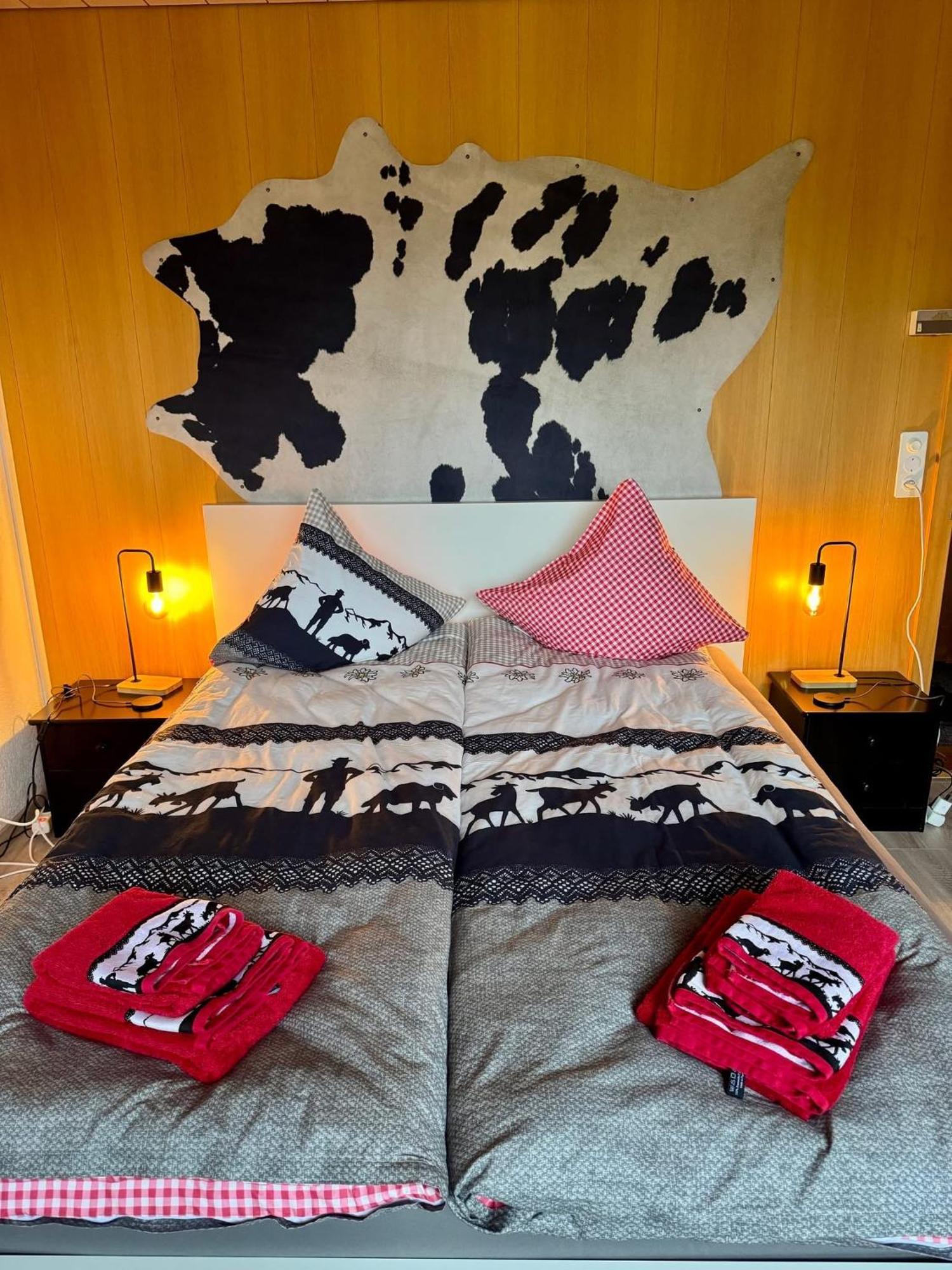 Lazy Rancho - Eiger - Moench - Jungfrau - Campsite