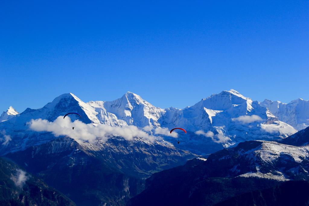 Lazy Rancho 4 Panorama Eiger-mönch-jungfrau Campingplatz Interlaken